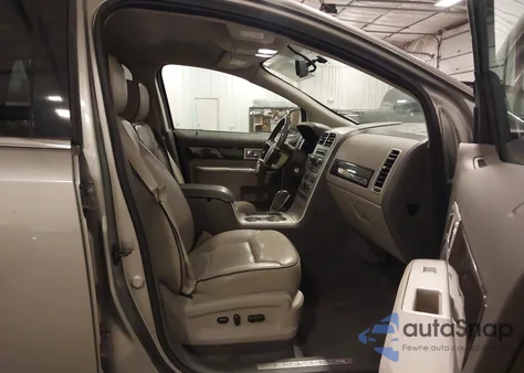 2008 Lincoln Mkx z USA, uszkodzony, nr VIN 2LMDU88C98BJ28170